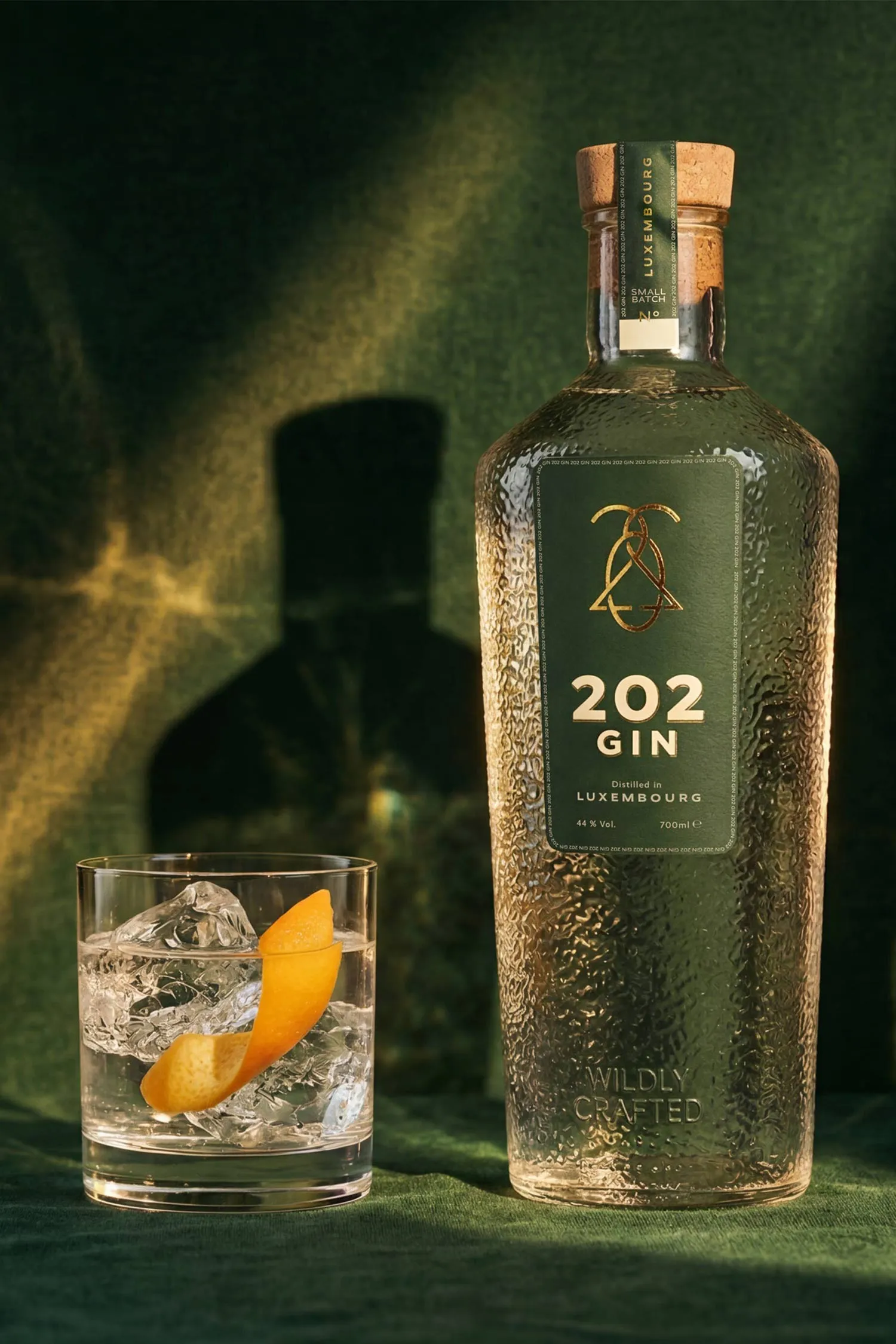 202 Gin dry gin distilled in Luxembourg — brand identity and packaging design